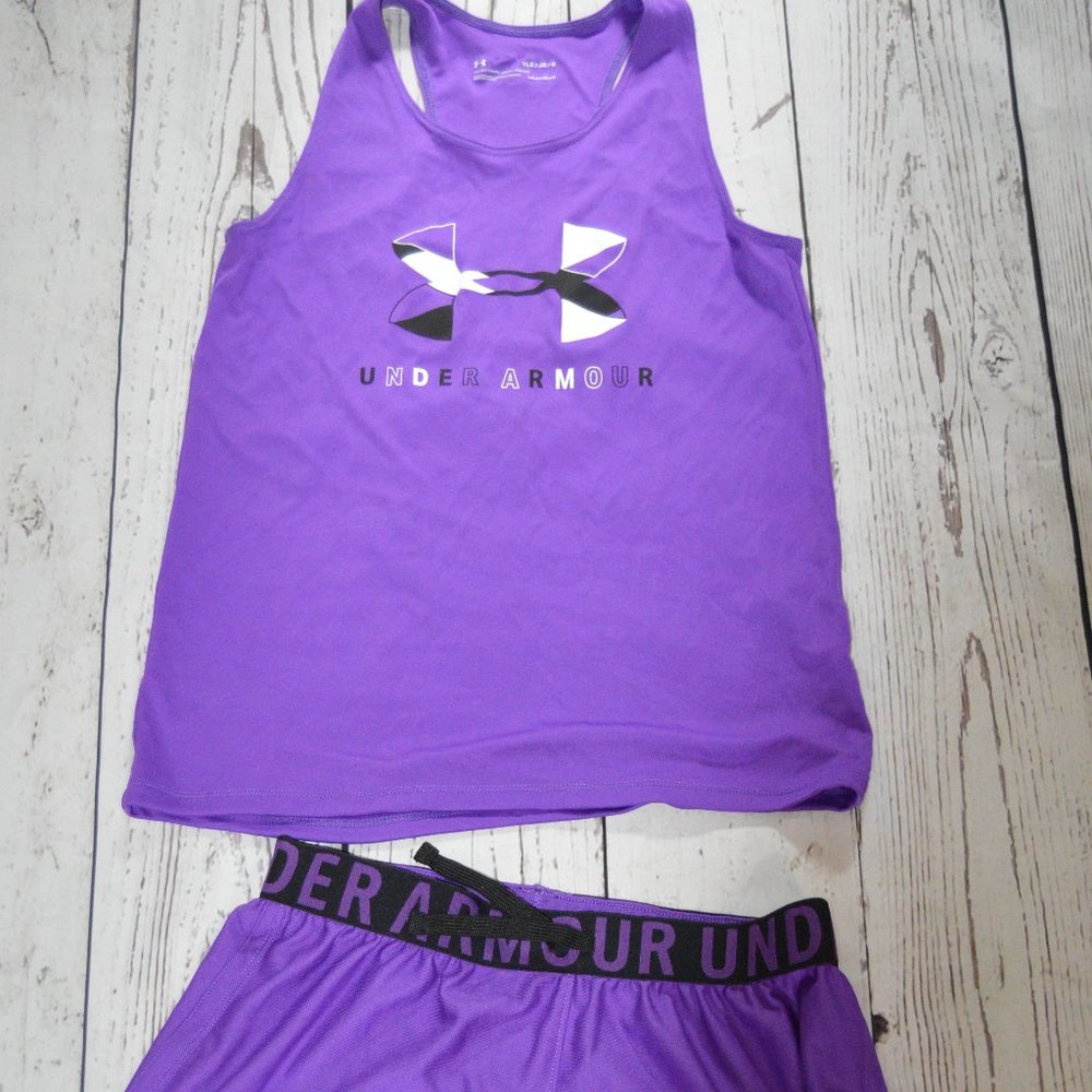 Girls Under Armour Tank & shorts - Size Large